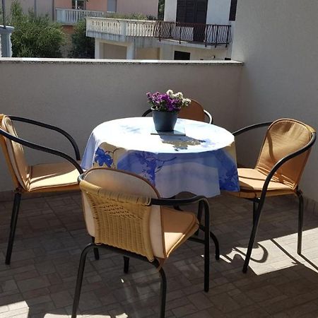 Apartment Zorica Vodice Exterior photo